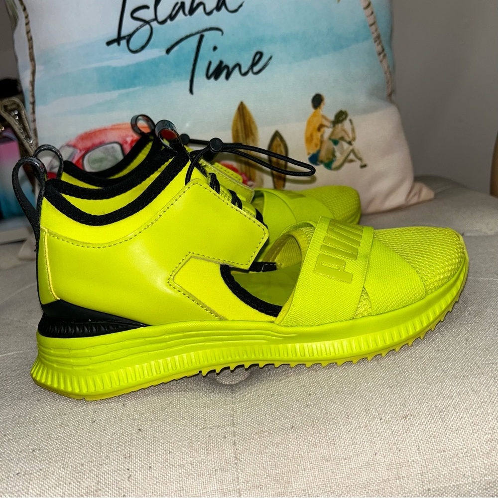Puma By Rihanna Womens Lemon Neon Avid Athleisure Lifestyle Fashion Sneakers - Picture 7 of 13